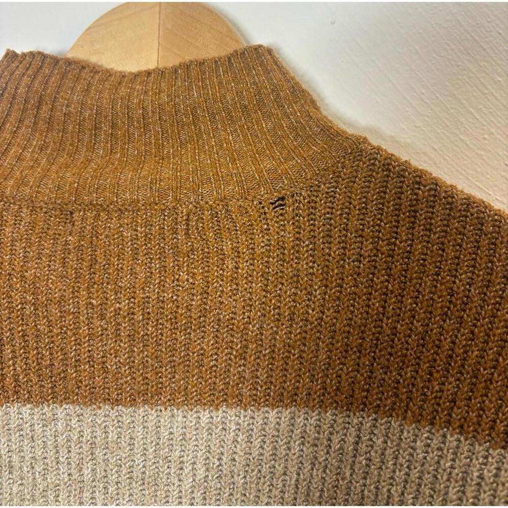 Olive & Oak Stripe Mock Neck Sweater Size Medium - Picture 8 of 8